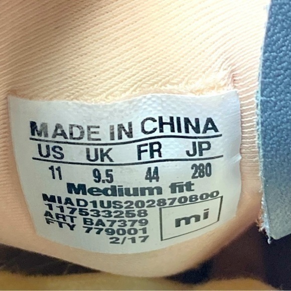 Adidas Tubular Radial Light Orange/Gray Suede Knit Athletic Shoes (size 11) - Picture 9 of 10